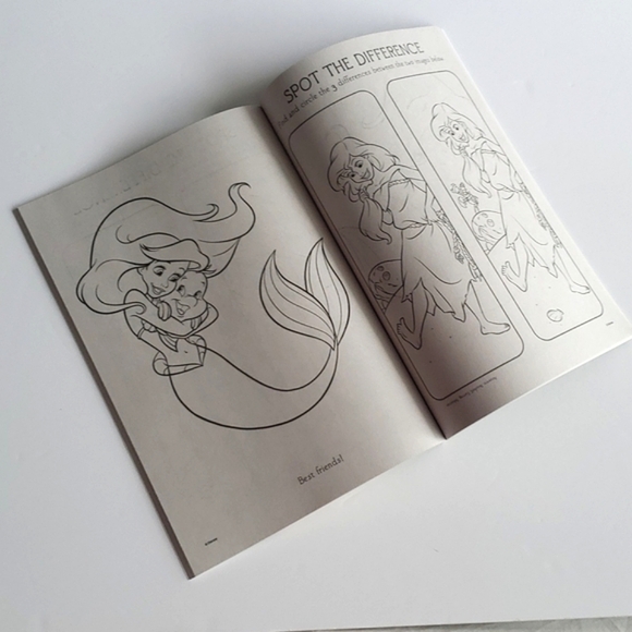 ⭐️3/ $30⭐️ Disney Princess 4 Jumbo Coloring & Activity Books+Crayola Wash Crayon - Picture 9 of 10